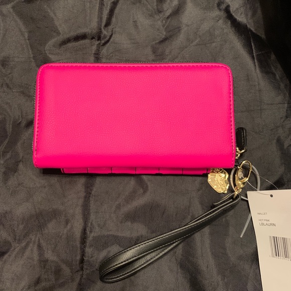 Betsey Johnson Hot Pink Heart Wallet NWT - Picture 2 of 3
